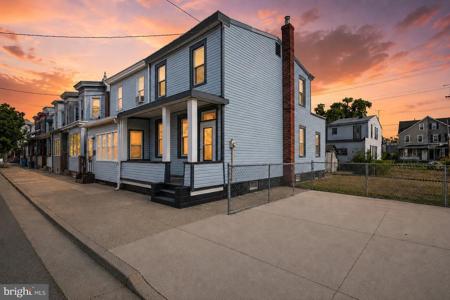 637 POWELL STREET