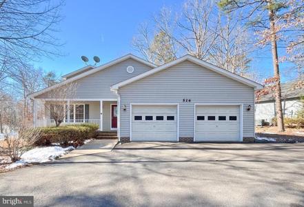 526 MT PLEASANT DRIVE