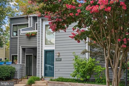 1933 VILLARIDGE DRIVE