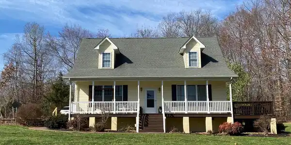16 STEPHENS CIRCLE
