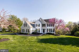 17 TWIN PINES ROAD