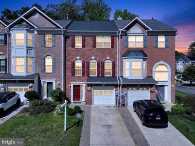 3228 ESCAPADE CIRCLE