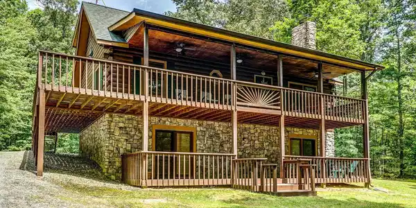159 LAKEWOOD CIRCLE