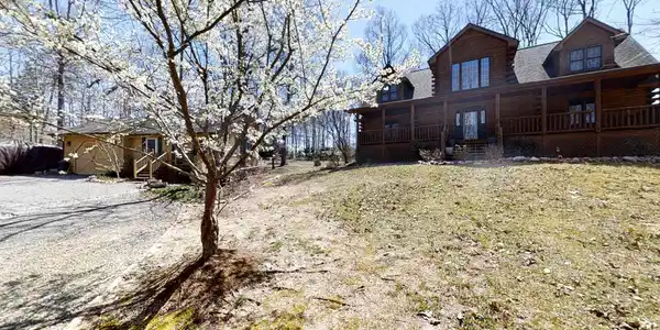 295 DOUGLAS ROAD