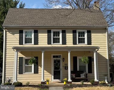 165 WARREN STREET