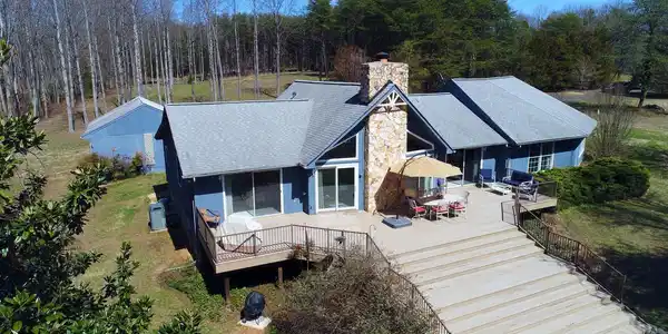 2902 SUNDOWN COURT