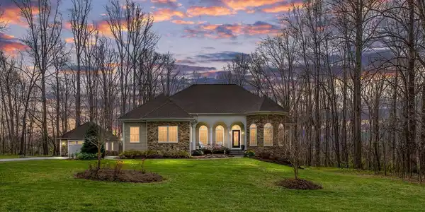 6716 WATER VIEW LANE