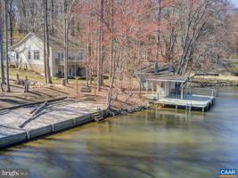 1645 N LAKESHORE DRIVE