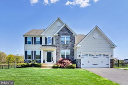 1324 PEAR TREE COURT