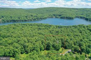 Lot 39 WINDING ESTATES