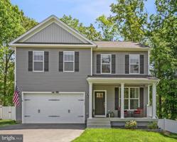 1125 LAKEVIEW DRIVE