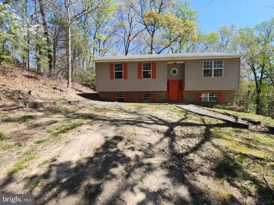 370 THUNDERBIRD DRIVE