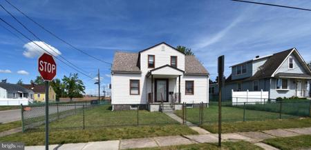 846 SHADELAND AVENUE