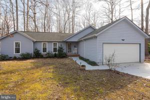 217 MEADOWVIEW LANE