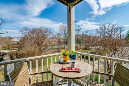 6611 WAKEFIELD DRIVE