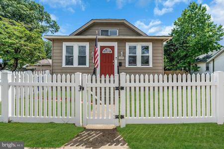 414 BENTLEY AVENUE