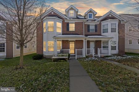 37 DUNHAM STREET