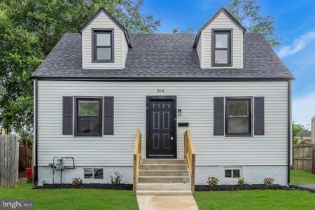 304 GREENWICH AVENUE