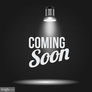 2424 PEAR TREE COURT