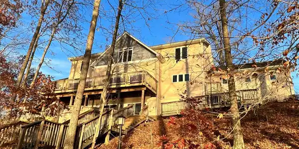 17025 ARROW POINT DRIVE
