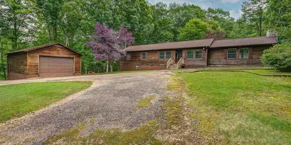72 LOBLOLLY LANE