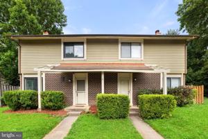 10687 MYRTLE OAK COURT