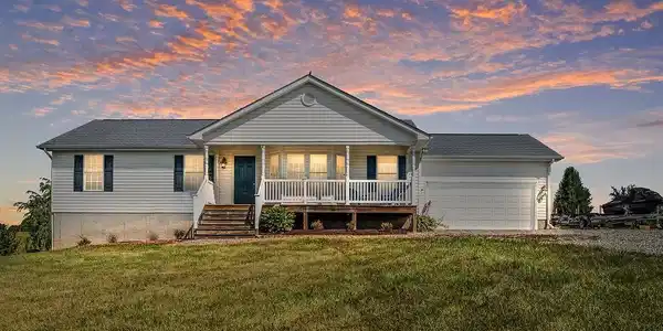 15705 LAKE LEA COURT