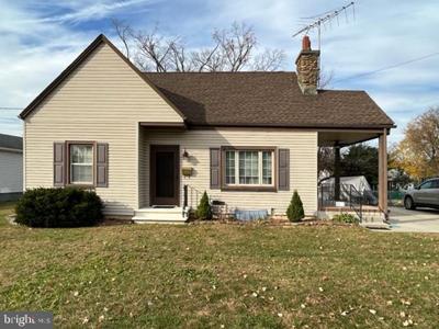 2828 BURLINGTON AVENUE