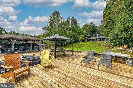 568 PLUM TREE ROAD