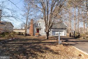 102 APPLEVIEW COURT
