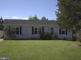18 CURTIS DRIVE