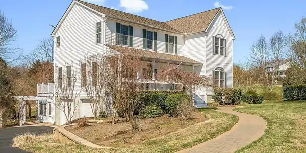 15508 CHESTNUT TREE COURT
