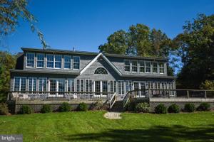 2555 TURKEY NECK ROAD