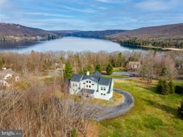 298 PINNACLE DRIVE