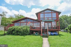 210 HAZELHURST LANE