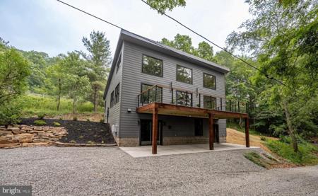 392 DEEP CREEK DRIVE