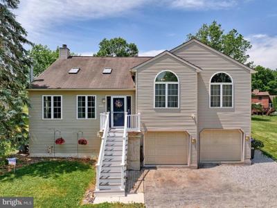 8 STUART DRIVE