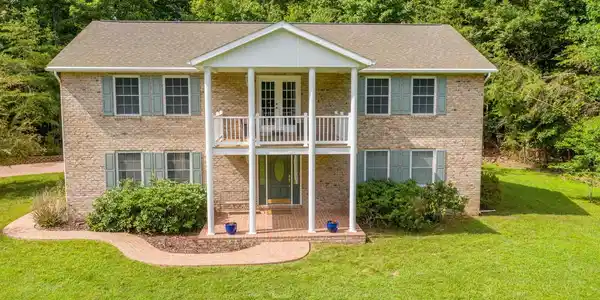 44 COVENANT WAY