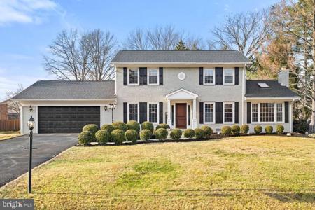 6389 LANCASTER DRIVE