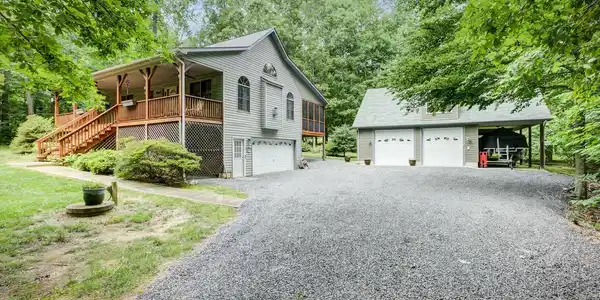 186 OAKLEIGH LANE