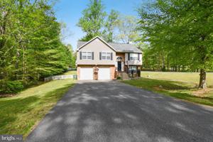 32 ABRAHMS COURT