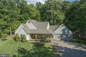 1054 LAKE SHORE DRIVE