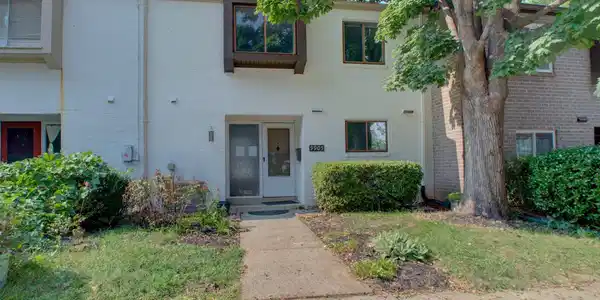 9905 LAKE LANDING ROAD