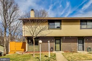 5622 SUMMER OAK WAY