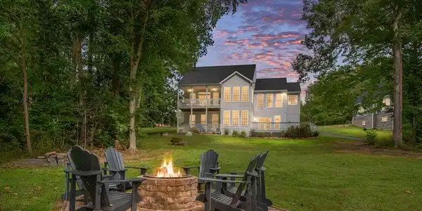 5504 DOGWOOD TREE LANE