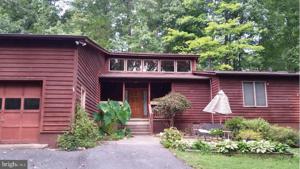 308 HILLSIDE DRIVE