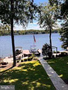 614 CORNWALLIS AVENUE