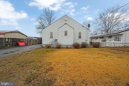 46 PULASKI AVENUE