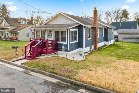 11 AMHERST DRIVE