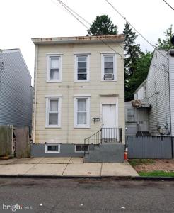 33 ADELINE STREET